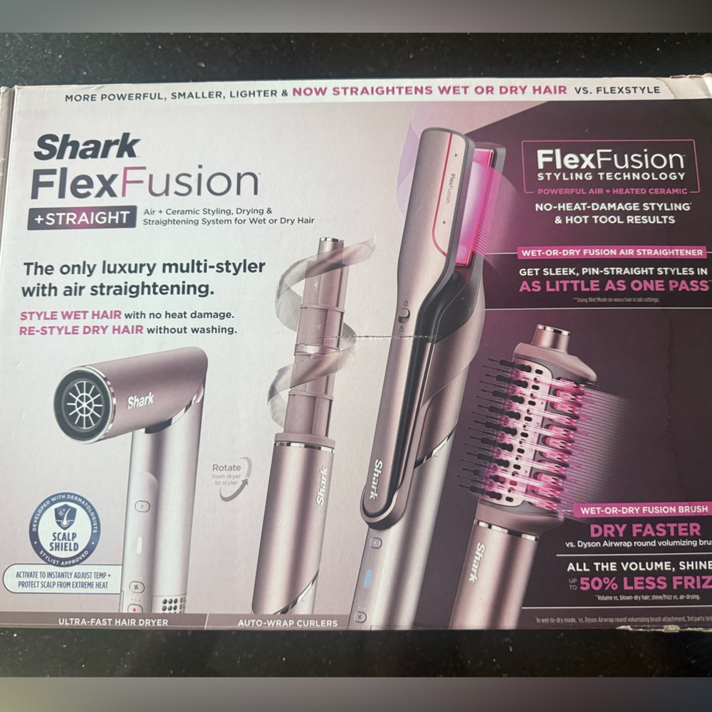 NWT Shark Beauty 
FlexFusion Luxury Set
